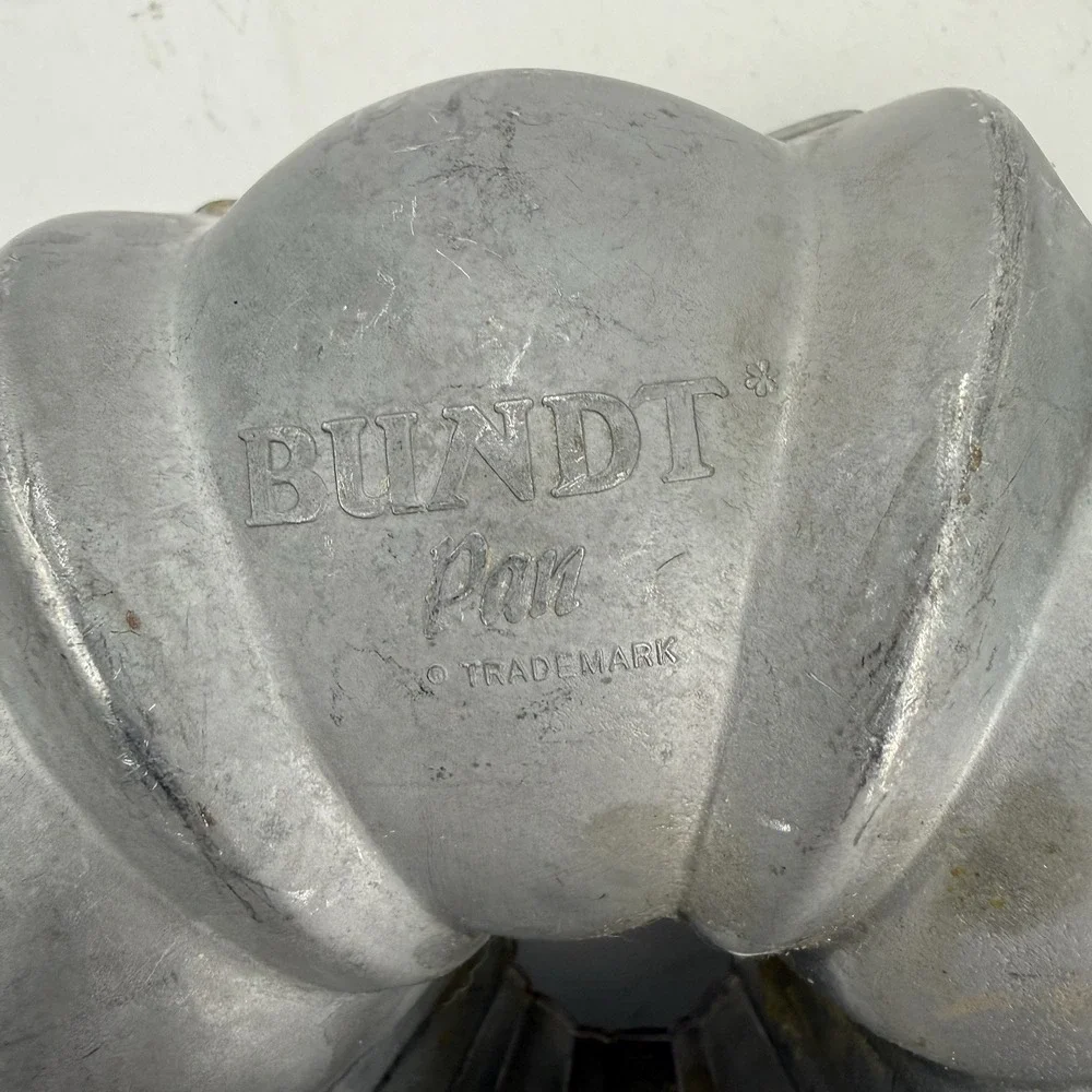 BUNDT vintage northland